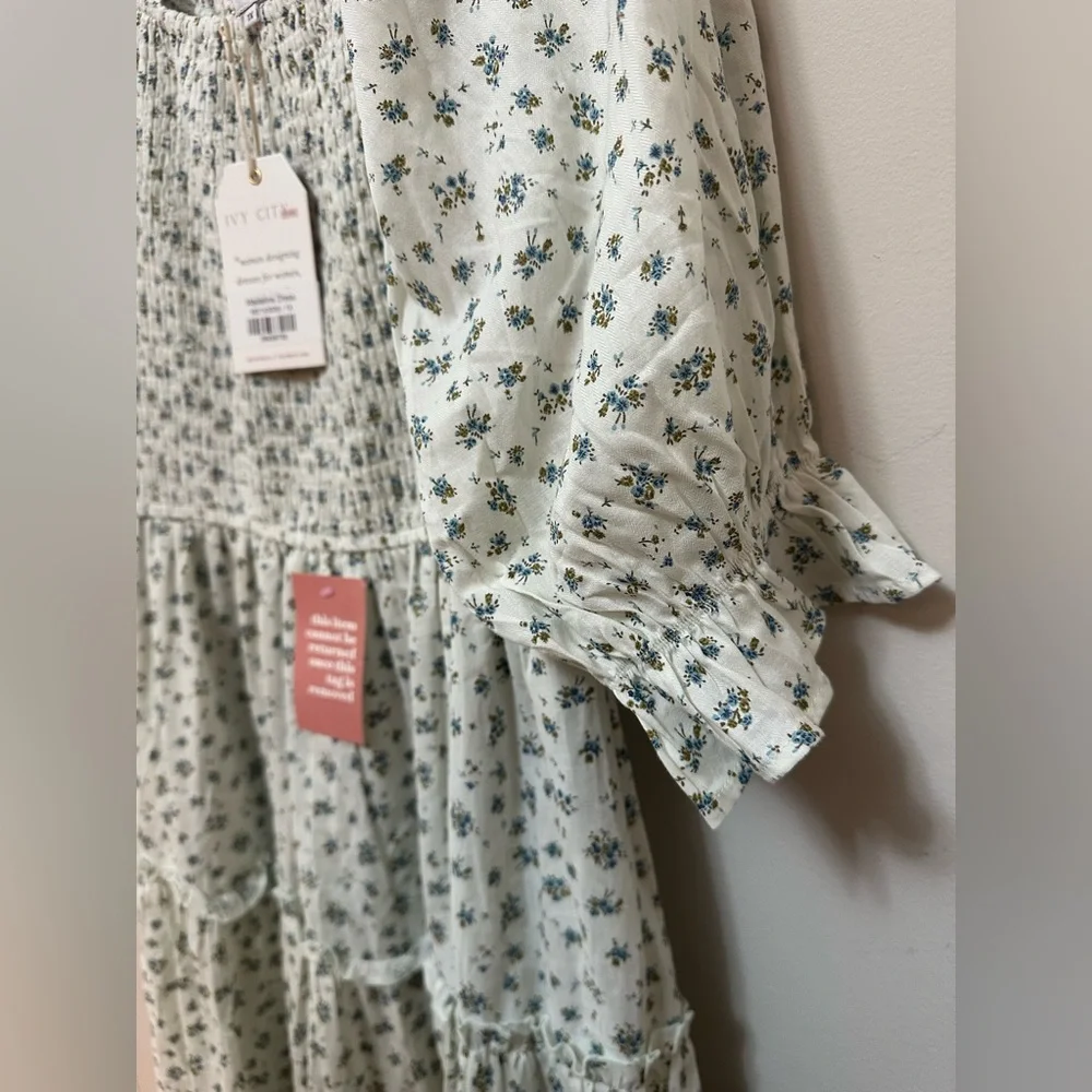 Ivy City Co. Madeline Dress 1X – Floral Smocked Puff Sleeve Midi NWT Retail $158 - Picture 4 of 10